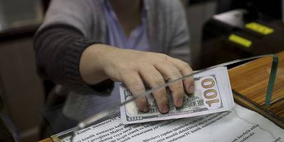 Yetkisiz döviz alım satımı yapanlar yakından takip edilecek