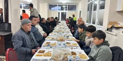 Başkan Karakullukcu Vatandaşlarla Aynı Sofrada Buluştu