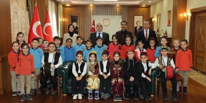 Minik Kalpler Sivas Valiliğinde