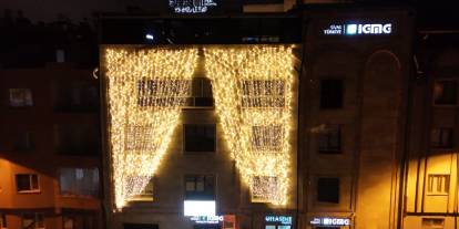 Sivas dahil 8 ilde ramazan coşkusu: IGMG’den şube binalarına özel süsleme