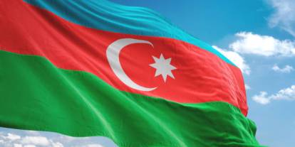 Azerbaycan, İran'daki diplomatlarını geri çekti