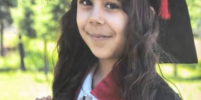 Minik Öykü toprağa verildi