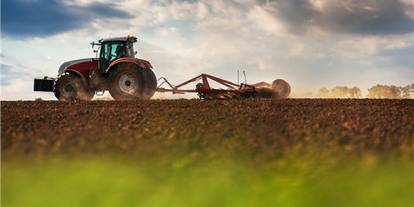 Sivaslı üreticilere 1,36 milyar TL tarımsal destek ödemesi başladı