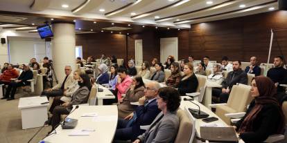 Sivas’ta kadın çiftçiler gelecek için buluştu