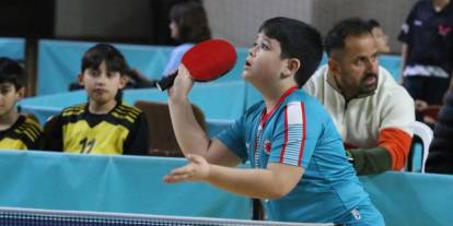 Sivas’ta masa tenisi turnuvası nefesleri kesti