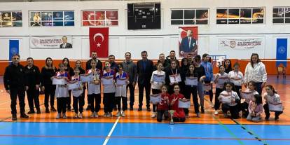 Sivas’ta badminton turnuvası coşkusu