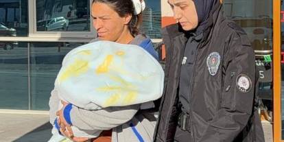 1 Aylık Bebeğin Bezinden Uyuşturucu Çıktı