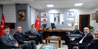 Rektör Şengönül Gemerek’te ortak projeleri görüştü