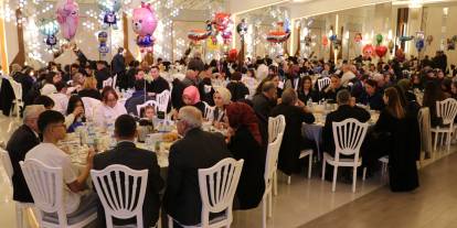 Sivas’ta Yetim Çocuklar Geleneksel İftar Sofrasında B