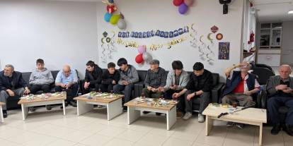 Sivas’ta Anlamlı Buluşma: Yaşlılar ve Çocuklar Aynı Sofrada