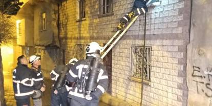 İki katlı evde yangın: 2 ölü