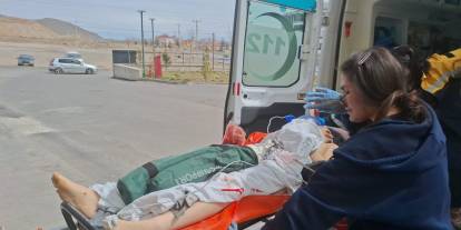 Eşini Bıçakladı, Kendini Yaraladı