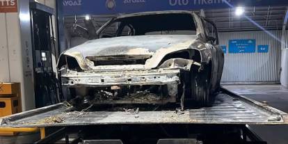 Yanan otomobilde insan kemikleri bulundu