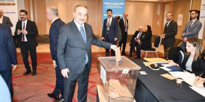 Albayrak Türk Kamu-Sen yönetiminde güven tazeledi