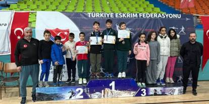 Eskrimde Sivas başarısı