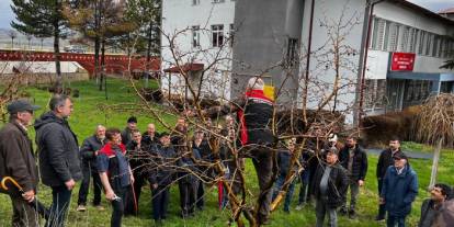 Sivas’ta Üreticilere Bitki Koruma ve Budama Eğitimi
