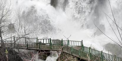 Sivas’ta doğa harikası şelalede görsel şölen