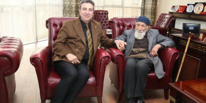 Esnaf Camiasında Kuşaklar Arası Vefa