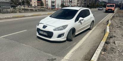 Sivas'ta 10 yaşındaki Sima otomobilin çarpması sonucu ağır yaralandı