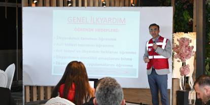 Sivas’ta Belediye Personeline Hayati Eğitim