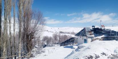 Sivas’ta bahar beklenirken kış geri döndü