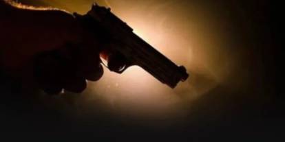 Sivas'ta otomobilde intihar, ağır yaralandı