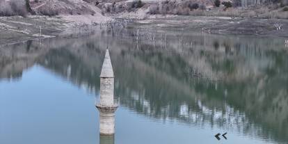 Pusat-Özen Barajı’nda tarihi köyün ikinci kez kayboluşu