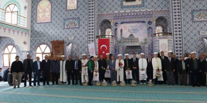 Sivaslı Öğrenciler Hatay’daki Bölge Finalinde Sahnede