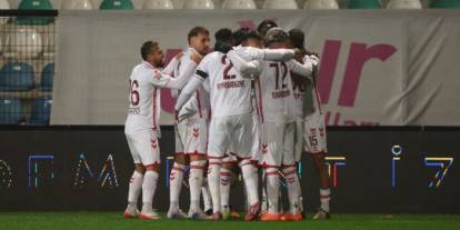 Sivasspor Play-Off yolunda İstanbulspor’u ağırlıyor