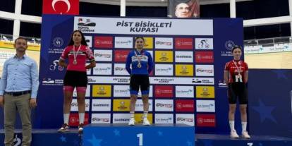 Bisiklette Sivas gururu! 3 madalya birden