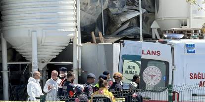 Boya Fabrikasında Yangın: 1 Ölü, 2 Yaralı