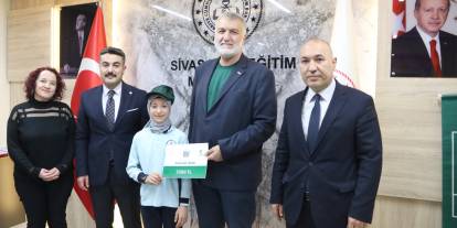 Sivas’ta Yeşilay’dan Anlamlı Ödül Töreni