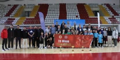 Sivas’ta 23 Nisan etkinliklerine spor damga vurdu