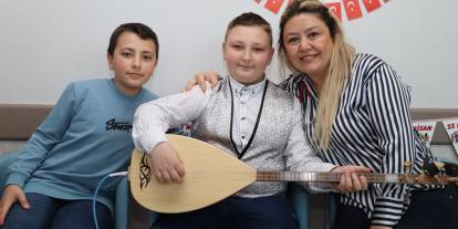 Sivas'ta çocuk polikliniğinde bayram sevinci