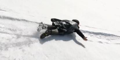 Sivas’ta Nisan Ortasında Poşetli Kayak