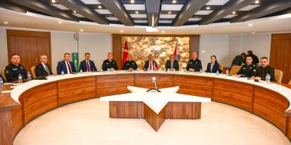 Sivas Emniyeti’nden 974 güvenlik personeline eğitim