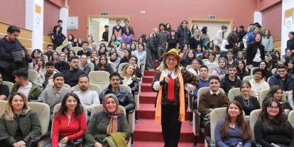 Prof. Dr. Aymil Doğan Öğrencilerle Kariyer Tecrübelerini Paylaştı