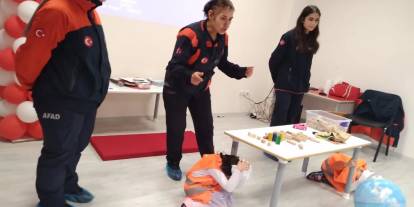 Sivas’ta miniklere afet anı eğitimi