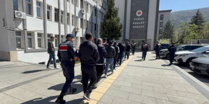 Sivas dahil 4 ilde silah kaçakçılığına jandarmadan darbe vuruldu