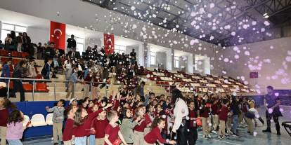Sivas’ta kültür festivali çocuklarla renklendi