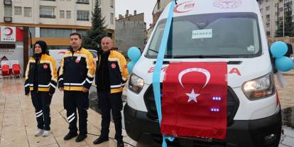 Sivas’ta acil sağlık hizmetlerine 10 yeni ambulans desteği