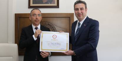 SESOB Başkanı Demirgil, mazbatasını aldı