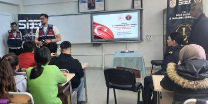 Öğrencilere "siber farkındalık ve bilgilendirme" eğitimi