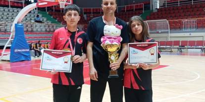 Floor curlingde Türkiye şampiyonluğu Sivas’a geldi