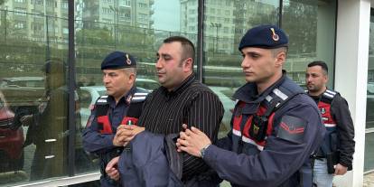 Tartıştığı babasını 8 kurşunla öldürdü