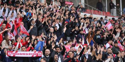 Sivasspor’da kenetlenme mesajı
