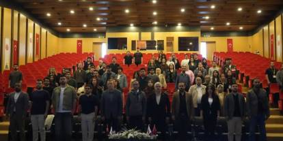 SCÜ'de yapay zeka zirvede ele alındı