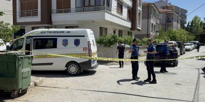 Polis, parkta elleri kanlı buldu; anne ve babasını öldürdüğü ortaya çıktı