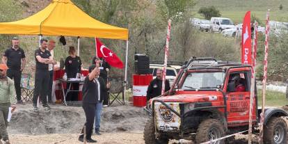 Sivas'ta Şehit Uğur Yıldız anısına off-road yarışı