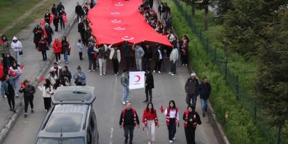 Zara'da "Bayrak Yürüyüşü" düzenlendi